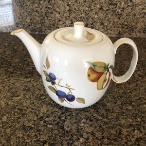 Royal Worcester Teapot & Lid Evesham Gold